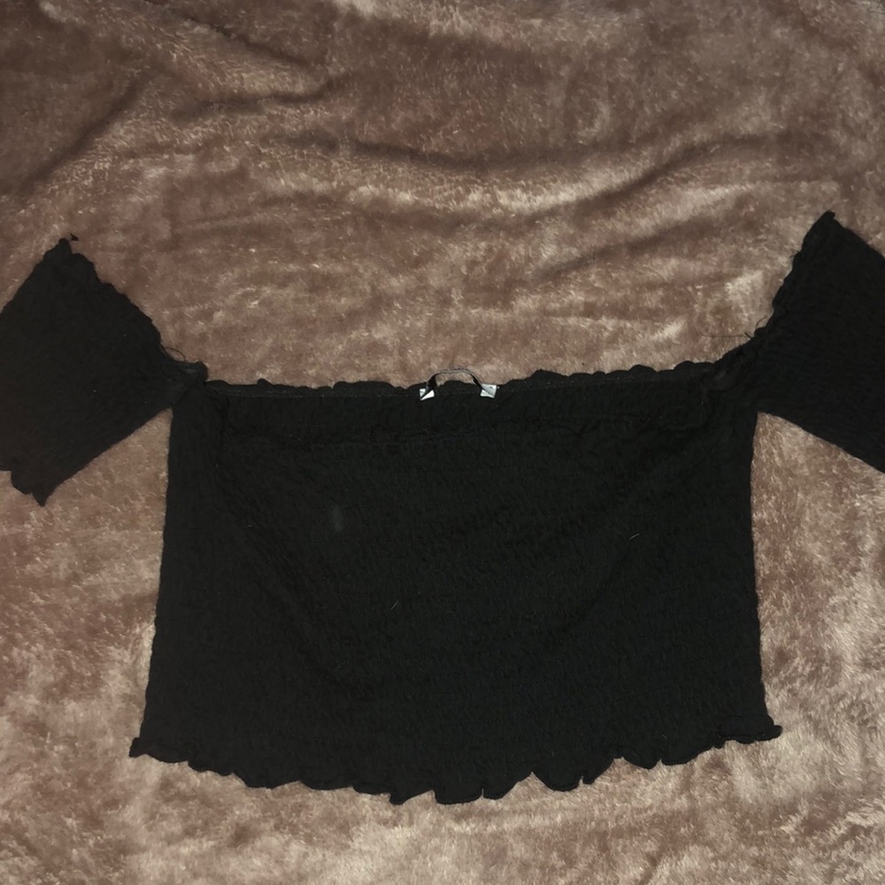 Black shirt